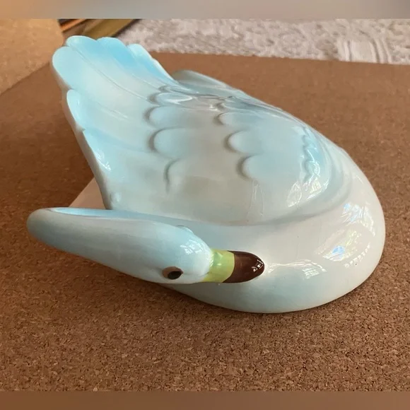 Vintage Blue and White Swan Wall Pocket - Picture 5 of 6